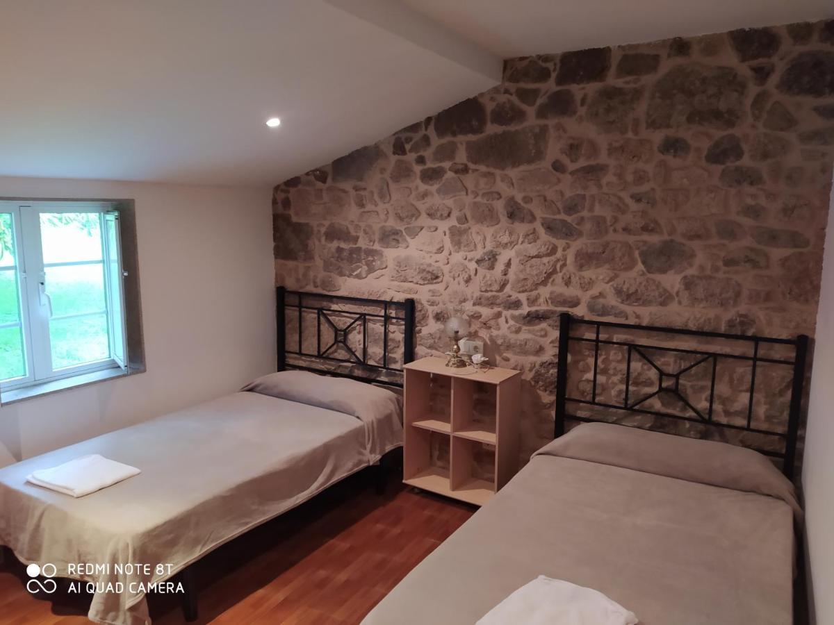 Pension - Albergue De Logrosa Negreira Eksteriør billede