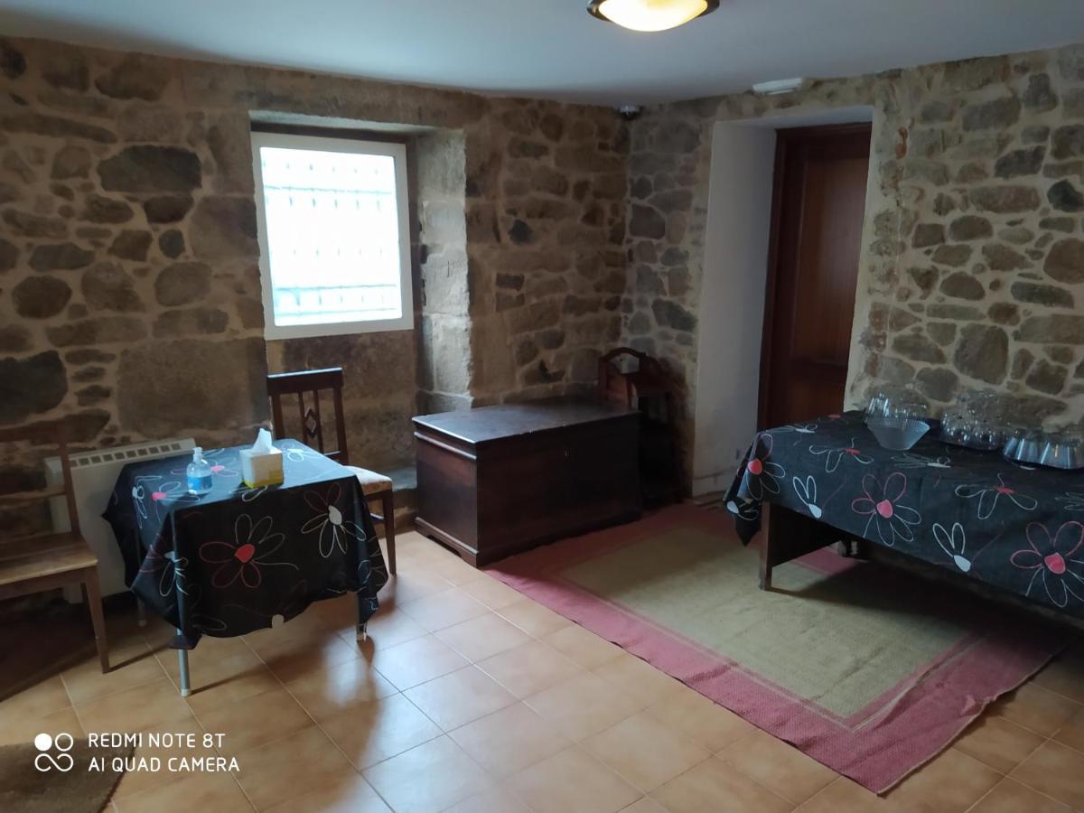 Pension - Albergue De Logrosa Negreira Eksteriør billede