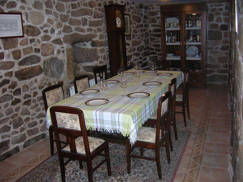 Pension - Albergue De Logrosa Negreira Eksteriør billede